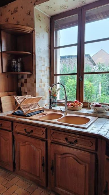 Maison Familiale La Vernelle Extérieur photo