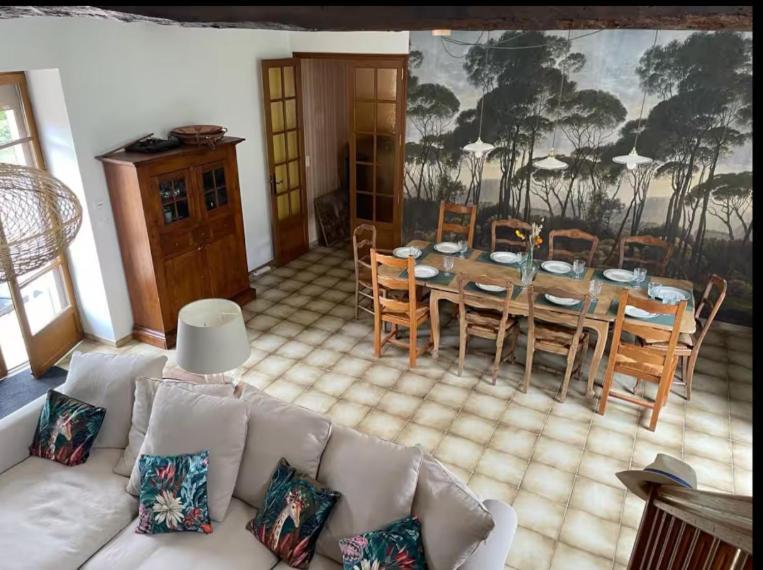 Maison Familiale La Vernelle Extérieur photo